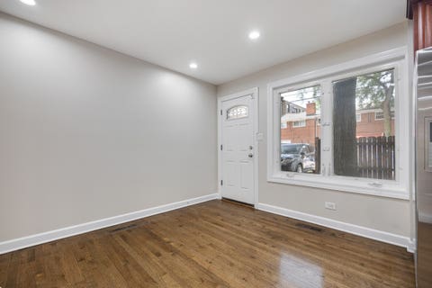 Tiny photo for 1715 W Thome Avenue, Chicago, IL 60660 (MLS # 12729876)