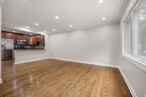 Tiny photo for 1715 W Thome Avenue, Chicago, IL 60660 (MLS # 12729876)