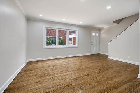 Tiny photo for 1715 W Thome Avenue, Chicago, IL 60660 (MLS # 12729876)