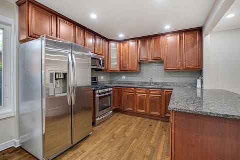 Tiny photo for 1715 W Thome Avenue, Chicago, IL 60660 (MLS # 12729876)