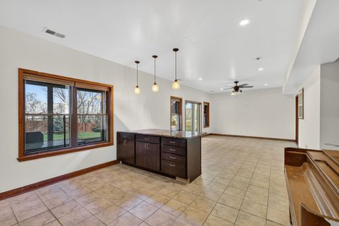 Tiny photo for 5180 Shotkoski Drive, Hoffman Estates, IL 60192 (MLS # 12606210)