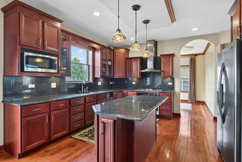 Tiny photo for 5180 Shotkoski Drive, Hoffman Estates, IL 60192 (MLS # 12606210)