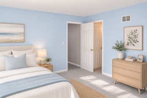 Tiny photo for 122 Schiller Place, Itasca, IL 60143 (MLS # 12640684)