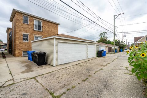 Tiny photo for 6140 W Gunnison Street #3, Chicago, IL 60630 (MLS # 12615939)