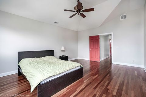 Tiny photo for 6140 W Gunnison Street #3, Chicago, IL 60630 (MLS # 12615939)