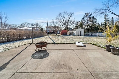 Tiny photo for 2017 E Seneca Lane, Mount Prospect, IL 60056 (MLS # 12687335)
