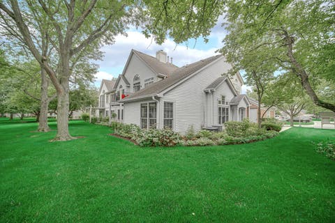 Tiny photo for 445 Cromwell Circle #1, Bartlett, IL 60103 (MLS # 12728570)