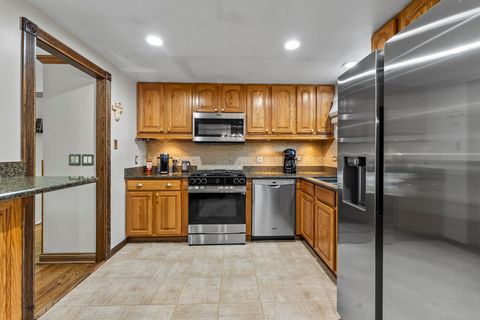 Tiny photo for 1214 Milton Lane, Schaumburg, IL 60193 (MLS # 12638362)