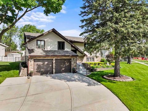 Photo of 1214 Milton Lane, Schaumburg, IL 60193 (MLS # 12638362)