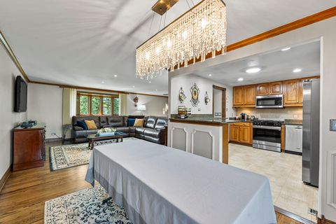 Tiny photo for 1214 Milton Lane, Schaumburg, IL 60193 (MLS # 12638362)
