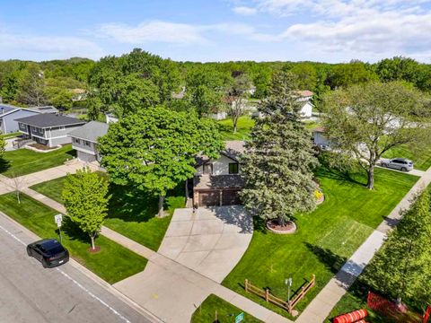 Tiny photo for 1214 Milton Lane, Schaumburg, IL 60193 (MLS # 12638362)