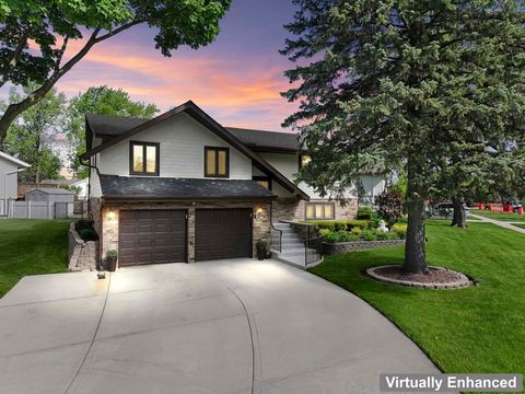 Tiny photo for 1214 Milton Lane, Schaumburg, IL 60193 (MLS # 12638362)