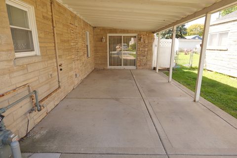 Tiny photo for 9246 S 49th Avenue, Oak Lawn, IL 60453 (MLS # 12440896)