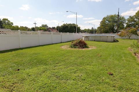 Tiny photo for 9246 S 49th Avenue, Oak Lawn, IL 60453 (MLS # 12440896)
