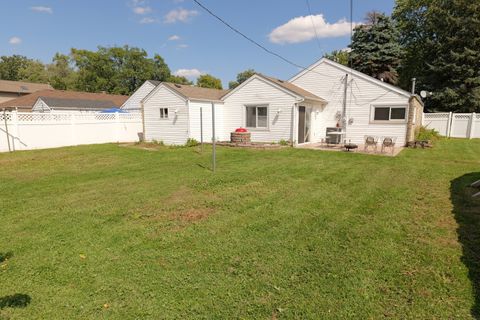 Tiny photo for 9246 S 49th Avenue, Oak Lawn, IL 60453 (MLS # 12440896)