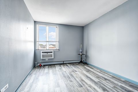 Tiny photo for 9740 S Pulaski Road #306, Oak Lawn, IL 60453 (MLS # 12488710)