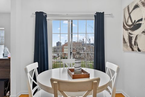 Tiny photo for 16 W 36th Street #3, Chicago, IL 60609 (MLS # 12627182)