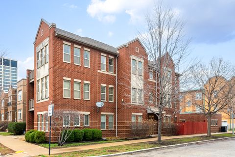 Photo of 16 W 36th Street #3, Chicago, IL 60609 (MLS # 12627182)