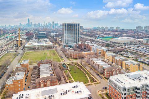 Tiny photo for 16 W 36th Street #3, Chicago, IL 60609 (MLS # 12627182)