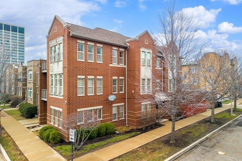 Tiny photo for 16 W 36th Street #3, Chicago, IL 60609 (MLS # 12627182)