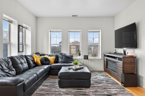 Tiny photo for 16 W 36th Street #3, Chicago, IL 60609 (MLS # 12627182)