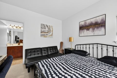 Tiny photo for 16 W 36th Street #3, Chicago, IL 60609 (MLS # 12627182)