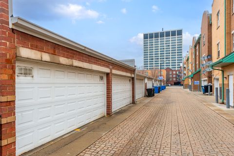 Tiny photo for 16 W 36th Street #3, Chicago, IL 60609 (MLS # 12627182)