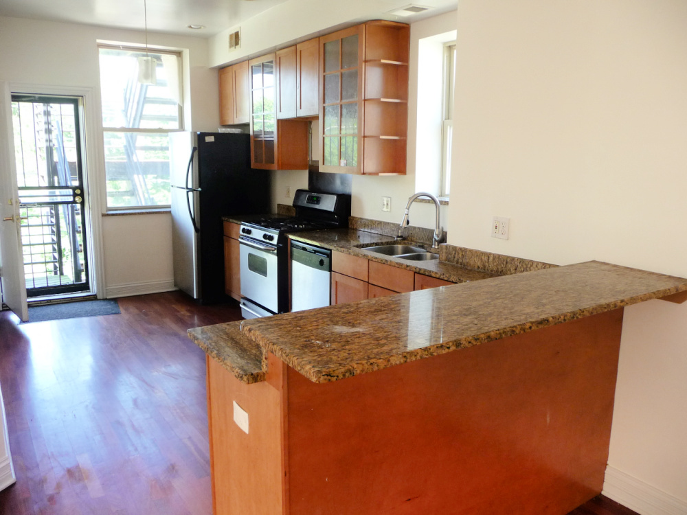 1520 E Marquette Road 2