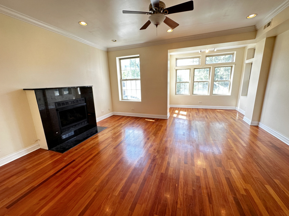 1520 E Marquette Road 2