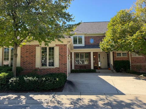 Photo of 2060 Claridge Court, Northbrook, IL 60062 (MLS # 12776157)