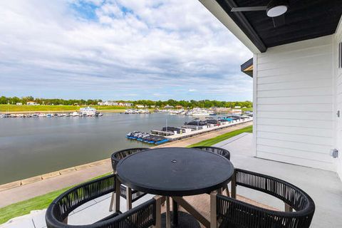 Tiny photo for 318 Leeward Way, Ottawa, IL 61350 (MLS # 12567198)