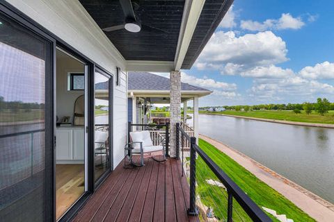 Tiny photo for 318 Leeward Way, Ottawa, IL 61350 (MLS # 12567198)