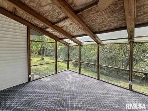 Tiny photo for 39 Butternut Hill Drive, Carbondale, IL 52903 (MLS # QC4268004)