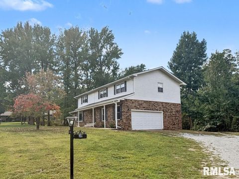 Tiny photo for 39 Butternut Hill Drive, Carbondale, IL 52903 (MLS # QC4268004)