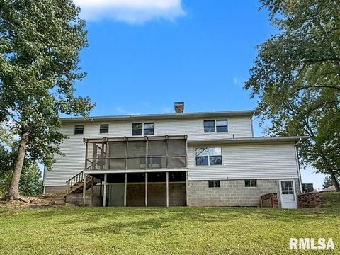 Tiny photo for 39 Butternut Hill Drive, Carbondale, IL 52903 (MLS # QC4268004)