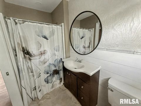 Tiny photo for 39 Butternut Hill Drive, Carbondale, IL 52903 (MLS # QC4268004)