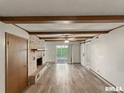 Tiny photo for 39 Butternut Hill Drive, Carbondale, IL 52903 (MLS # QC4268004)