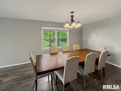 Tiny photo for 39 Butternut Hill Drive, Carbondale, IL 52903 (MLS # QC4268004)