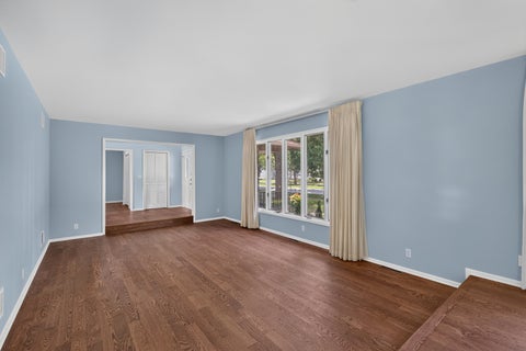 Tiny photo for 1337 Ottawa Avenue, Ottawa, IL 61350 (MLS # 12711742)