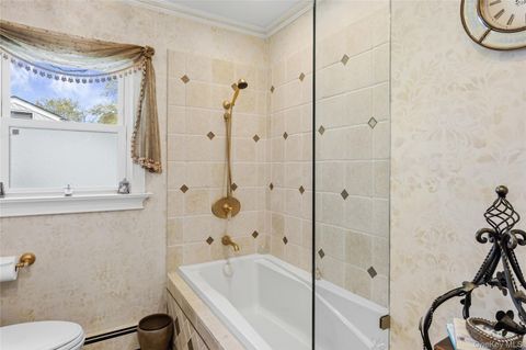 Tiny photo for 77 Lake Drive, Manhasset Hills, NY 11040 (MLS # 12645694)