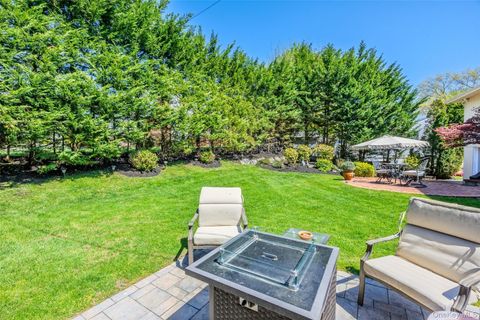 Tiny photo for 77 Lake Drive, Manhasset Hills, NY 11040 (MLS # 12645694)