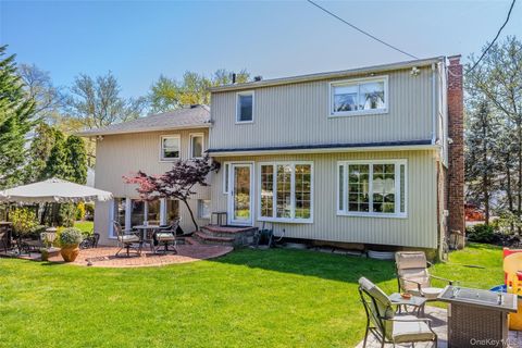 Tiny photo for 77 Lake Drive, Manhasset Hills, NY 11040 (MLS # 12645694)