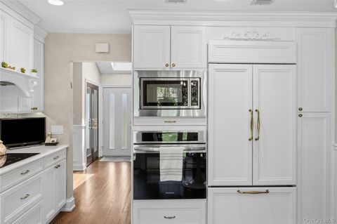 Tiny photo for 77 Lake Drive, Manhasset Hills, NY 11040 (MLS # 12645694)