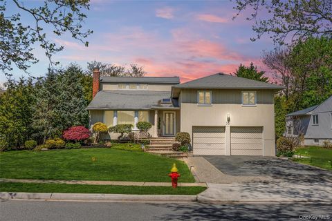 Tiny photo for 77 Lake Drive, Manhasset Hills, NY 11040 (MLS # 12645694)