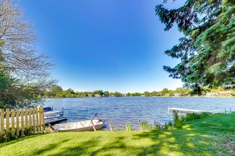 Tiny photo for 2004 Sprucewood Lane, Lindenhurst, IL 60046 (MLS # 12691664)