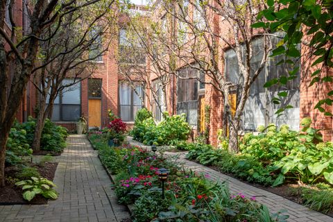 Photo of 2226 N Racine Avenue #7, Chicago, IL 60614 (MLS # 12639423)