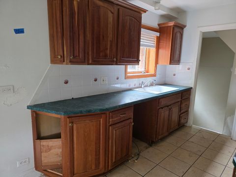 Tiny photo for 2012 DOBSON Street, Evanston, IL 60202 (MLS # 12639992)