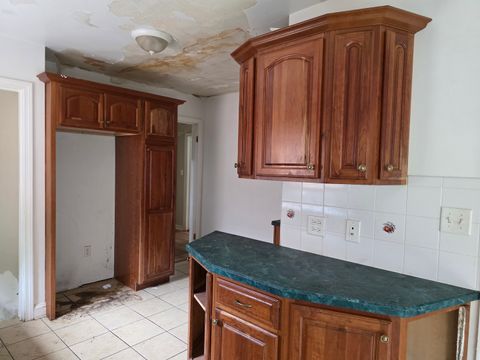 Tiny photo for 2012 DOBSON Street, Evanston, IL 60202 (MLS # 12639992)