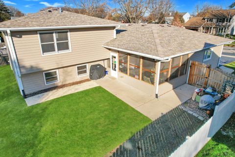 Tiny photo for 309 Vista Drive, Bolingbrook, IL 60490 (MLS # 12545963)