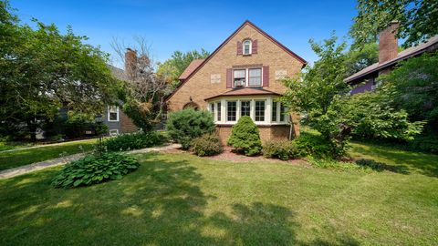 Tiny photo for 1218 Harlem Boulevard, Rockford, IL 61103 (MLS # 12436901)